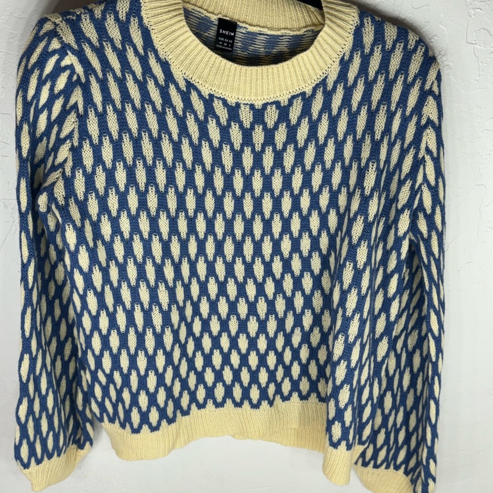 SHEIN Blue and Cream Crew Neck Sweater with Geometric Pattern